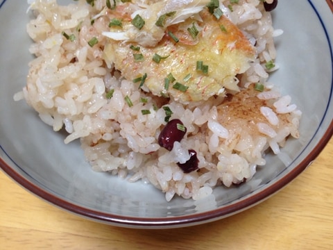 お祝いに☆鯛のせ(*^^*)赤飯☆